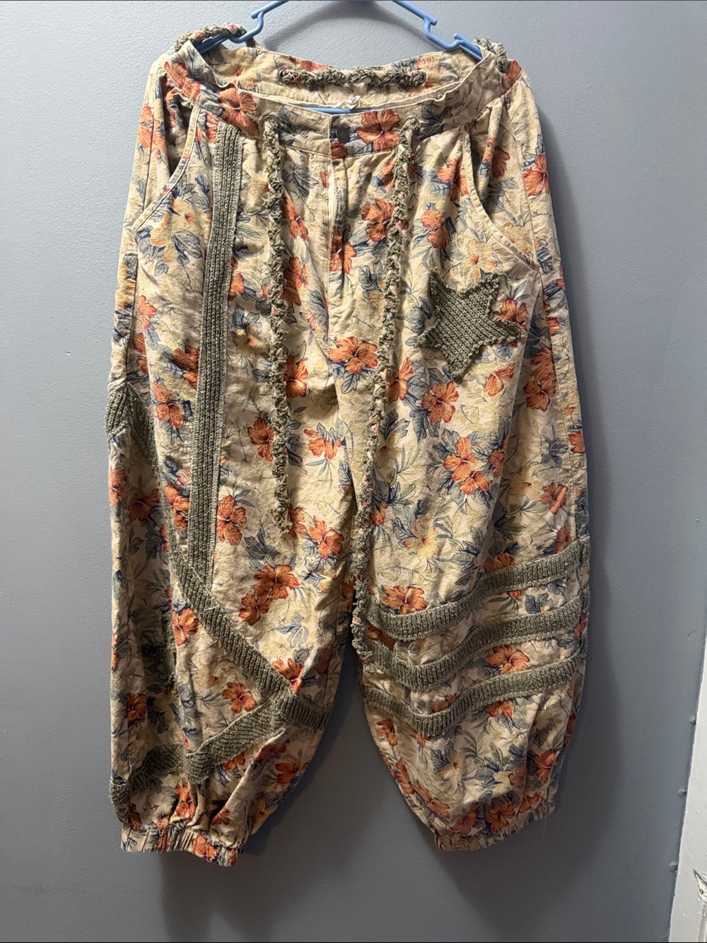 POL Beige Floral Drawstring Jogger Pants with Orange Accents